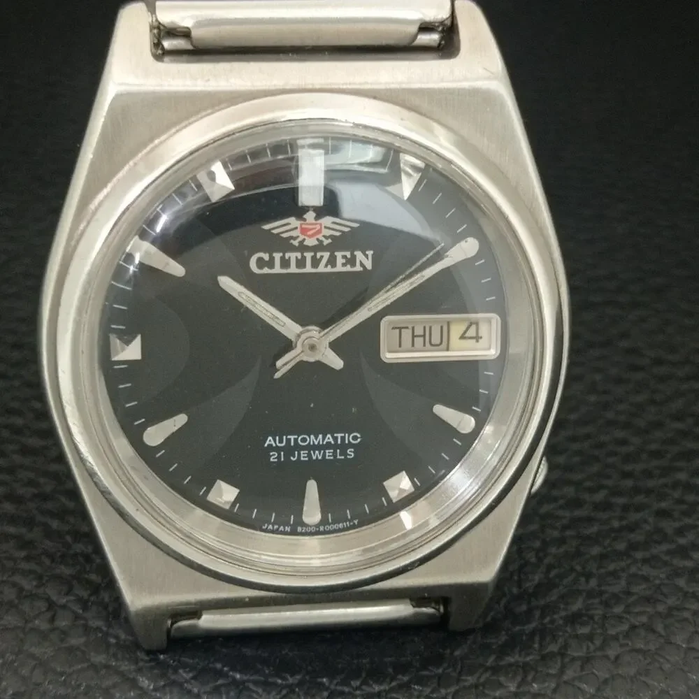 Vintage 1978 Citizen Automatic Mens Silver Watch W/daydate & Black accents